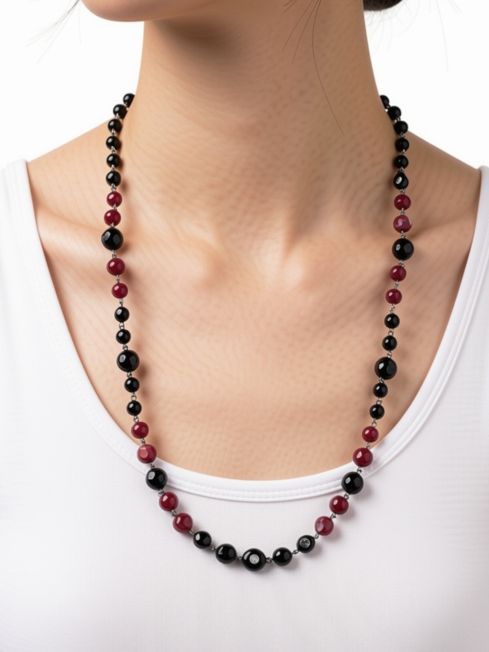 Red and Black Beaded Necklace with Matching Earrings - Picture 2 of 4